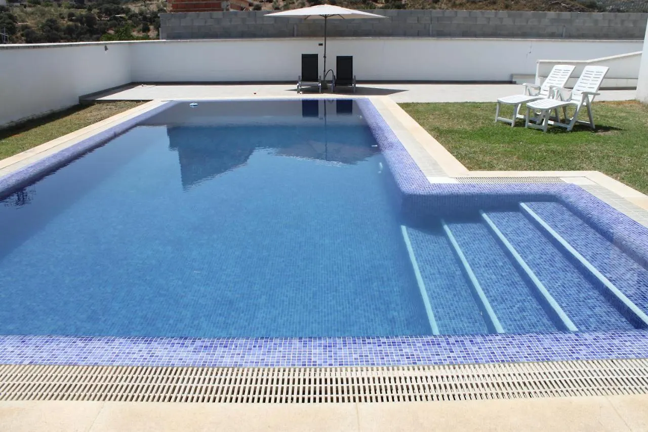 Villa Madodos Con Piscina Privada, Jacuzzi, Barbacoa Y Chimenea Riofrio  Spain